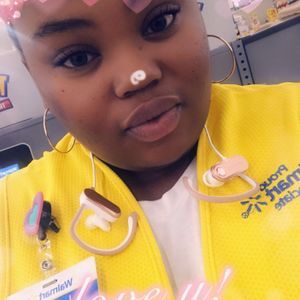 Meet your Posher, Qia